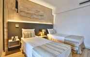 Bedroom 3 San Marino Suite Hotel