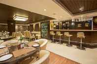 Bar, Cafe and Lounge Hotel Shanti Palace