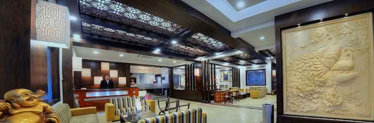 Lobby Royale Sarovar Portico Agra