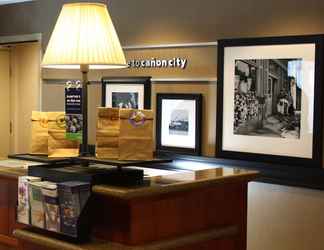 Lobby 2 Hampton Inn Canon City