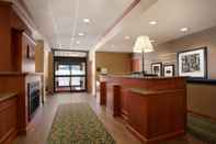 Lobi Hampton Inn Canon City