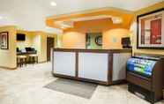 Lobi 6 Microtel Inn & Suites by Wyndham Stillwater