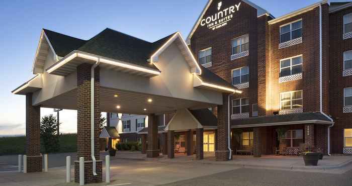 Exterior Country Inn & Suites by Radisson, Shoreview, MN