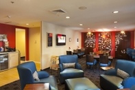 Bar, Cafe and Lounge Towneplace Suites by Marriott Savannah Airport