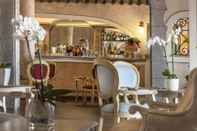 Bar, Cafe and Lounge COLONNA RESORT, a Colonna Luxury Beach Hotel, Porto Cervo