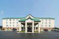 Exterior Comfort Inn & Suites