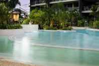 Swimming Pool Azzura Greens Resort