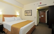 Bilik Tidur 4 Holiday Inn Uruapan, an IHG Hotel