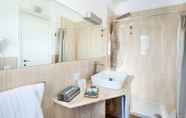 Phòng tắm bên trong 6 Mondello Palace Hotel - Separate Villa