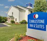 Exterior 2 Cobblestone Inn & Suites - Clintonville