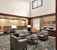 Lobby 7 Hampton Inn & Suites Washington-Dulles International Airport