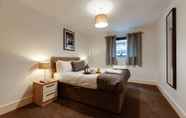 Kamar Tidur 5 Base Serviced Apartments - Cumberland Apartments