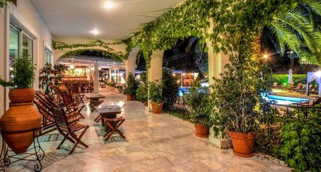 ロビー 2 Paxos Club Resort & Spa