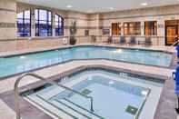Swimming Pool Hampton Inn & Suites Coeur d' Alene