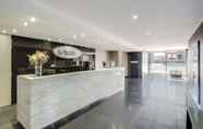 Lobi 4 Adina Apartment Hotel Wollongong