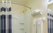 In-room Bathroom 6 Affordable Corporate Suites Christiansburg