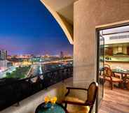 Phòng ngủ 7 Royal Tulip Sharjah Hotel Apartments - الشارقة رويال توليب