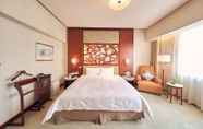 Bedroom 5 Parkview Hotel Shanghai