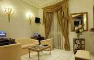 Ruang Umum 6 Suite Opera Rooms