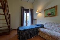 Kamar Tidur Hotel Malcesine