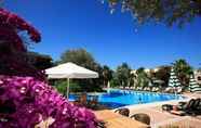 Swimming Pool 3 Hotel Zeytinada
