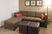 Ruang Umum Comfort Inn Marrero - New Orleans West