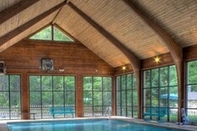 Swimming Pool Foxhunt at Sapphire Valley by Capital Vacations