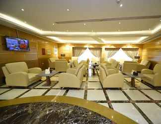 Lobi 2 Emirates Stars Hotel Apartments Dubai