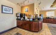 Restaurant 2 Comfort Inn & Suites