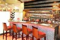 Quầy bar, cafe và phòng lounge Amarpreet, Chhatrapati Sambhajinagar - AM Hotel Kollection