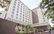 Bangunan 4 Pride Plaza Hotel, Ahmedabad