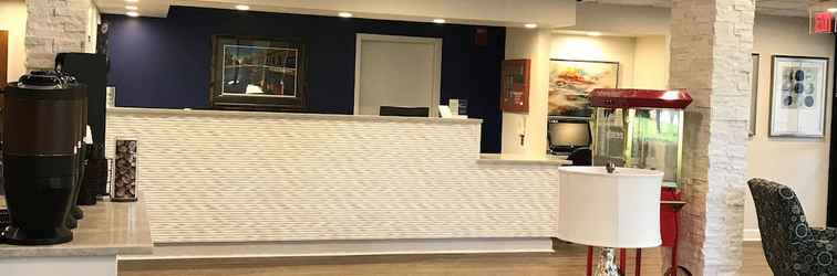 Lobby SureStay Plus Hotel by Best Western Southern Pines Pinehurst