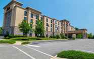 Bangunan 2 Hampton Inn & Suites Chadds Ford