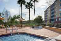 สระว่ายน้ำ Bluegreen Vacations Orlando's Sunshine Resort