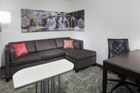 Common Space SpringHill Suites by Marriott Columbus