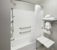 In-room Bathroom 5 SpringHill Suites by Marriott Columbus