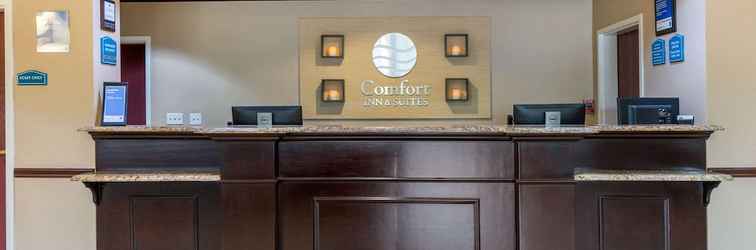 Lobby Comfort Inn & Suites Northeast - Gateway