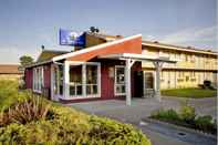 Exterior Oasis Inn Sacramento - Elk Grove