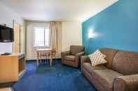 Ruang Umum Motel 6 Stony Plain, AB