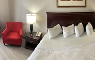 Bilik Tidur 3 Country Inn & Suites by Radisson, Jacksonville West, FL