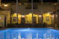 สระว่ายน้ำ Andreas Hotel & Spa