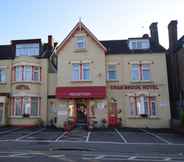 Exterior 2 Cranbrook Hotel