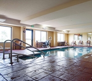 Swimming Pool 4 Best Western Eufaula Inn