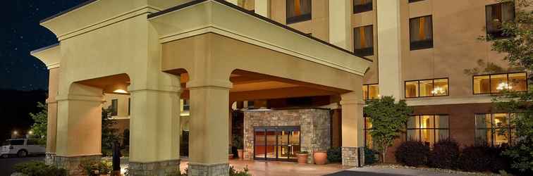 Bên ngoài Hampton Inn & Suites Sevierville @ Stadium Drive