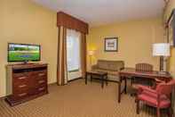 Common Space Hampton Inn & Suites Sevierville @ Stadium Drive