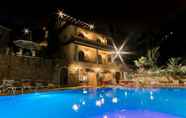 Swimming Pool 4 Hotel Villa La Malva