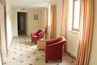 Lobi 4 Hotel Blauer Wolf