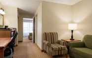 Ruang untuk Umum 2 Country Inn & Suites by Radisson, Peoria North, IL