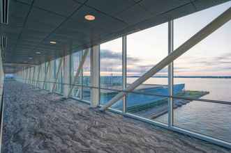 Lobby 4 Sheraton Erie Bayfront Hotel