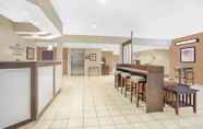 Lobby 4 Microtel Inn & Suites by Wyndham Manchester